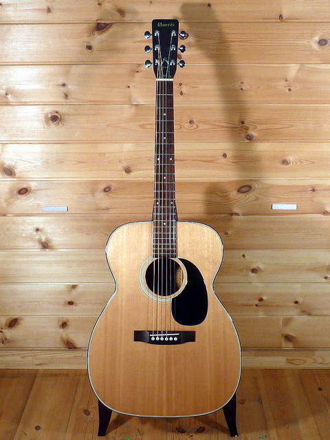 Morris F-13D   '721.jpg